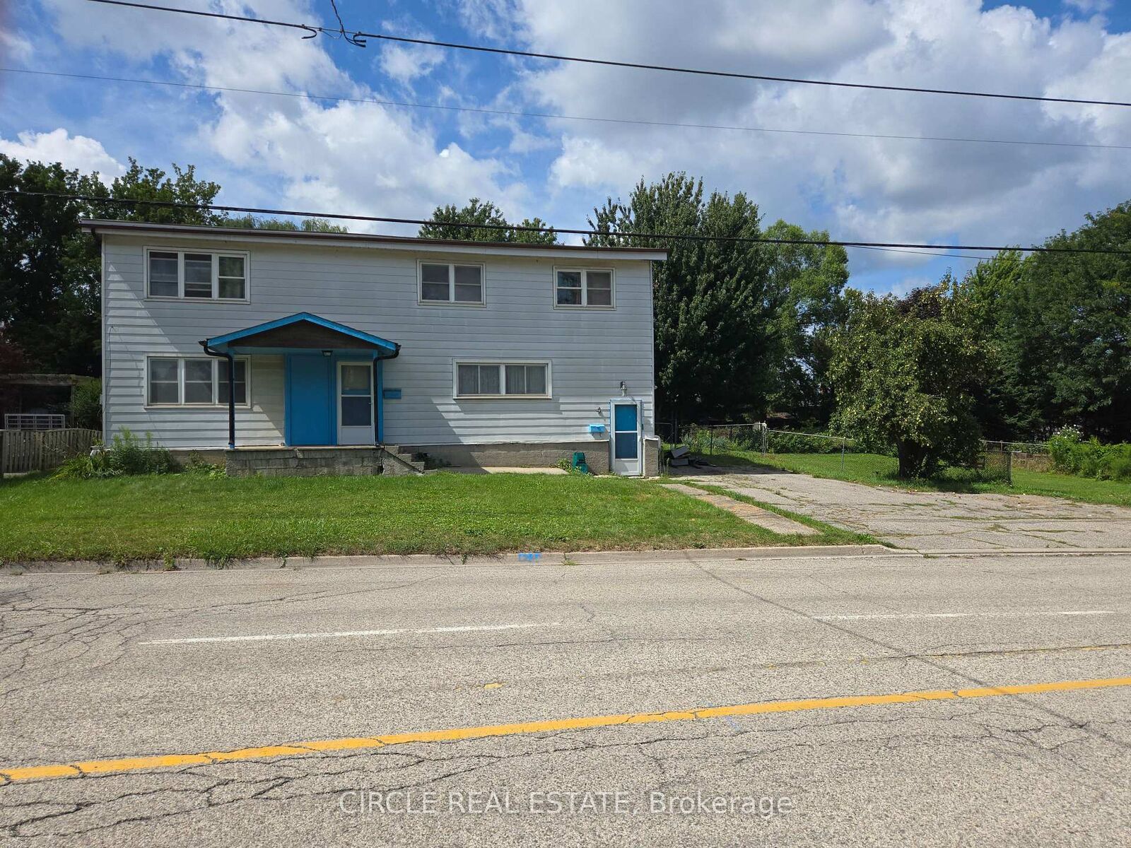 Property Photo: 4 3rd Side Road S ON L9T 2W4
