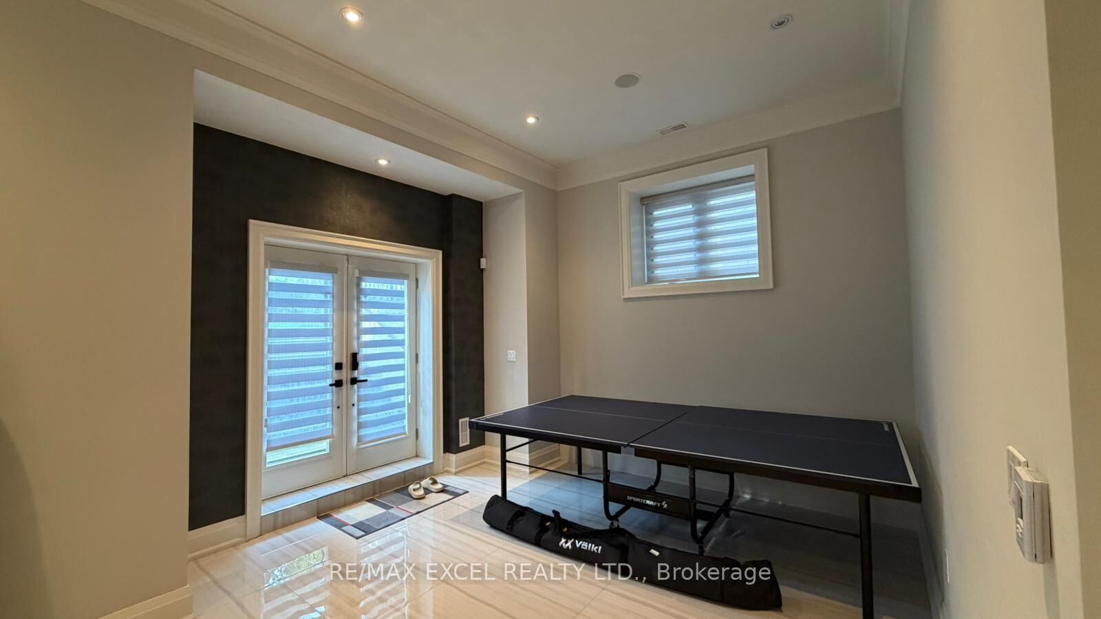 Property Photo:  106 Kingsdale Avenue Basement  ON M2N 3W6 