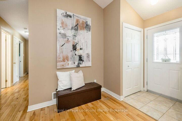 Property Photo: 28 Marl Creek Drive ON L0L 2K0