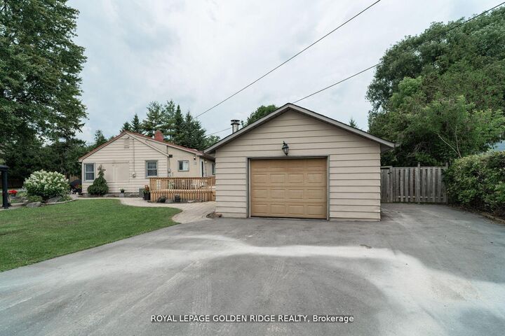 Property Photo: 19 Lake Drive N ON L4P 1A2