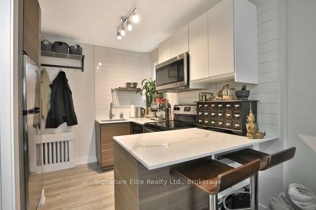 Property Photo:  112 Alder Crescent 303  ON M8V 2H8 