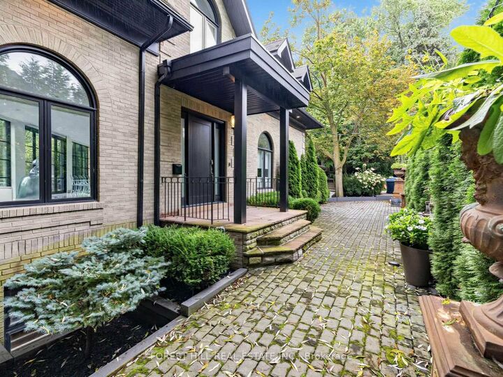 Property Photo: 55 Strathearn Boulevard ON M5P 3M3