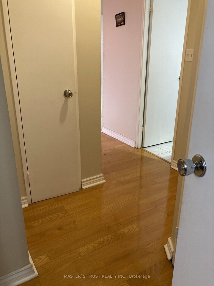 Property Photo:  335 Driftwood Avenue 707  ON M3N 2P3 