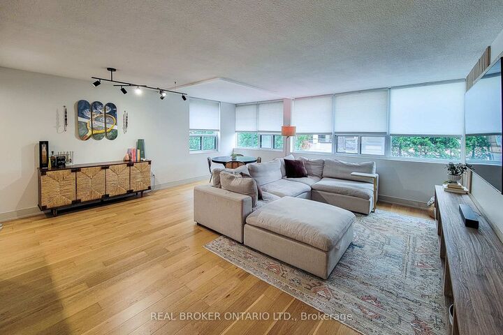 120 Duke Street #202 — photo 1