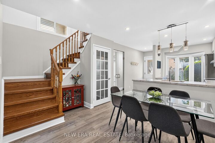 Property Photo: 5020 Delaware Drive 51 ON L4Z 3C3