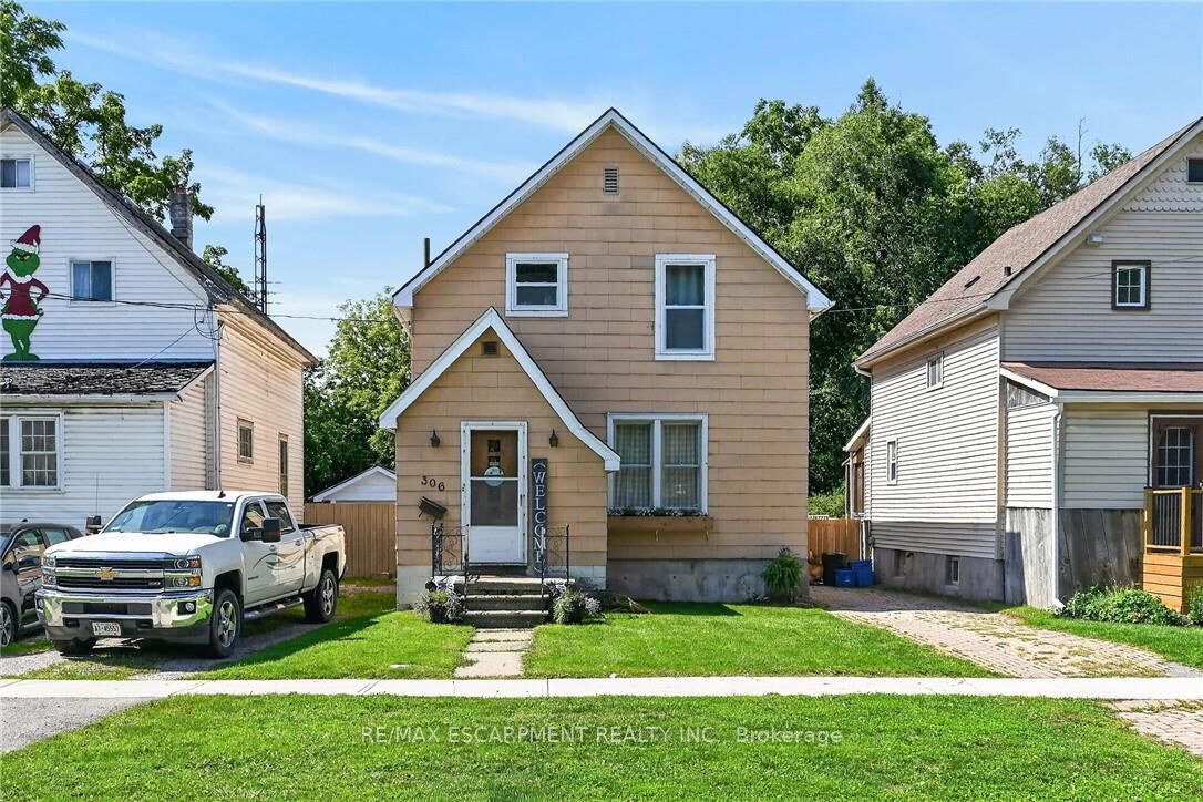 Property Photo:  306 George Street  ON N1A 2T6 