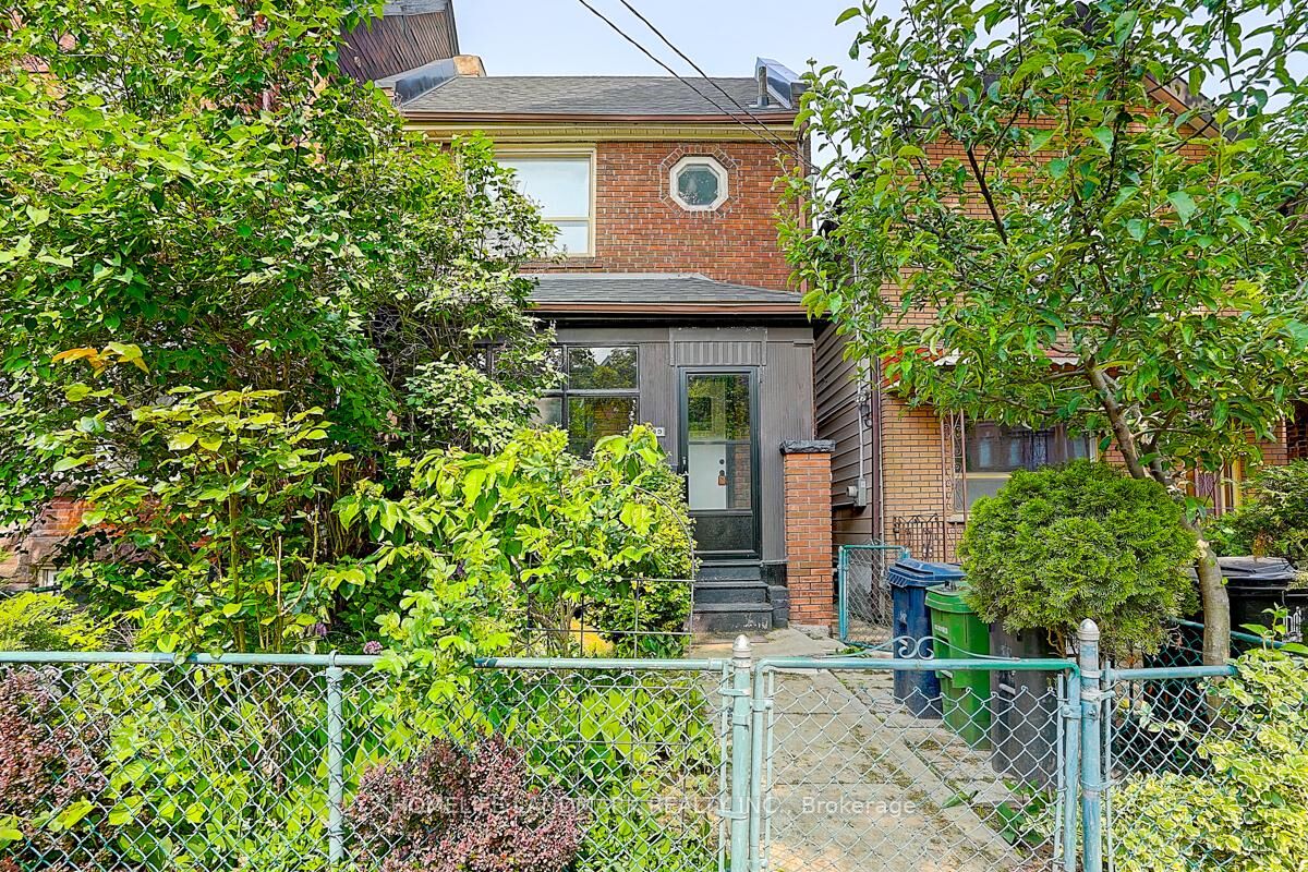 Property Photo:  149 Euclid Avenue Basement  ON M6J 2J8 