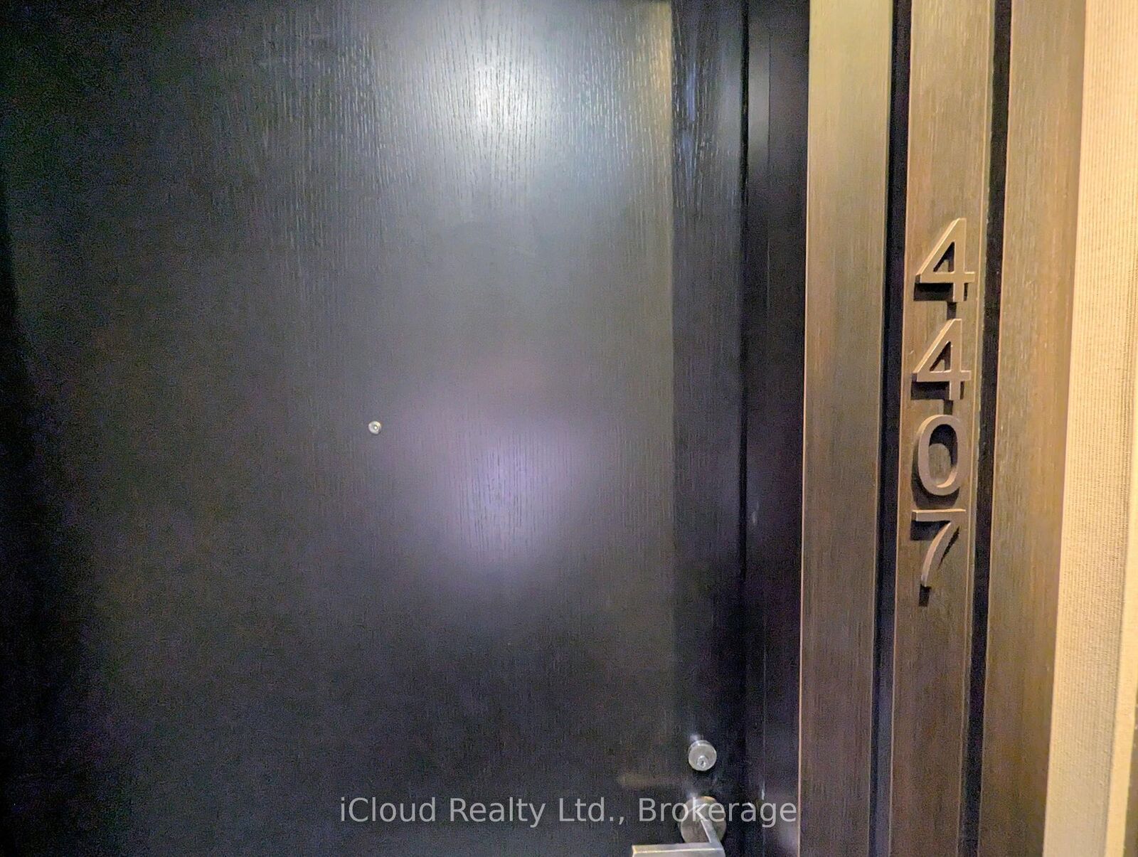 Property Photo:  501 Yonge Street 4407  ON M4Y 1Y4 