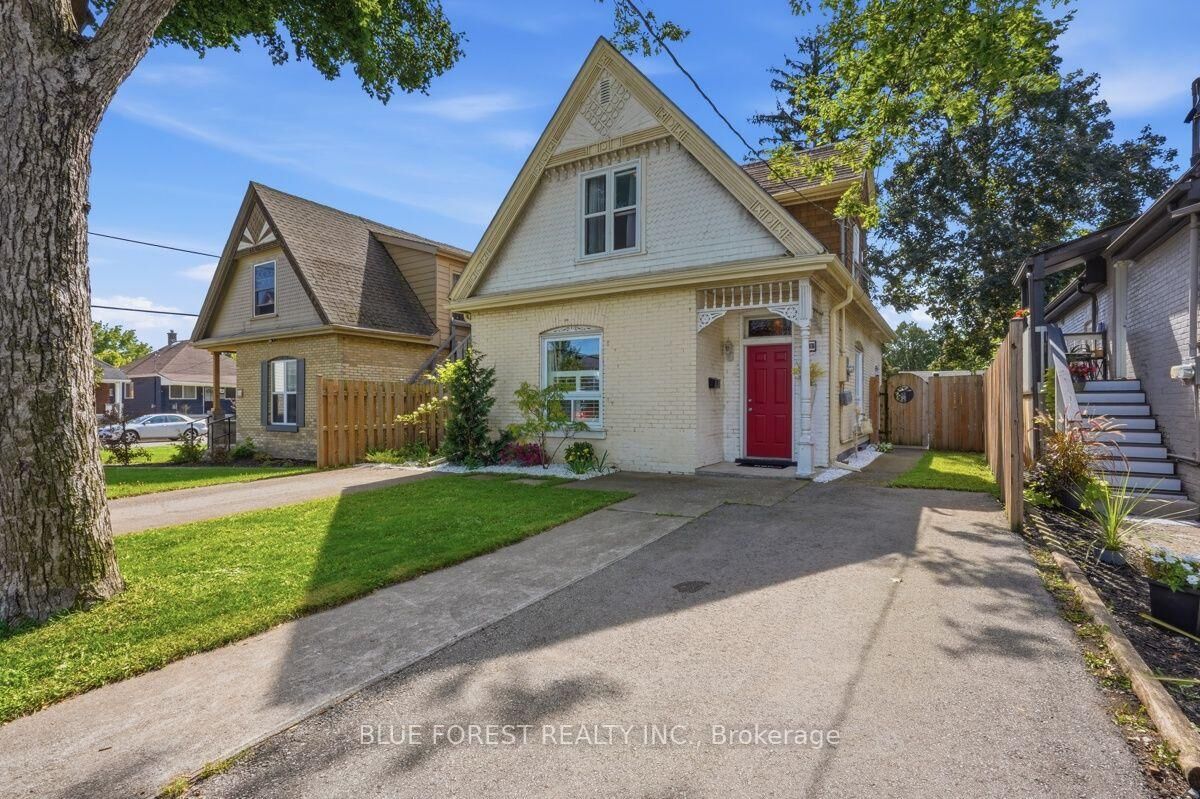 Property Photo: 3 Marmora Street ON N5Z 1Z4