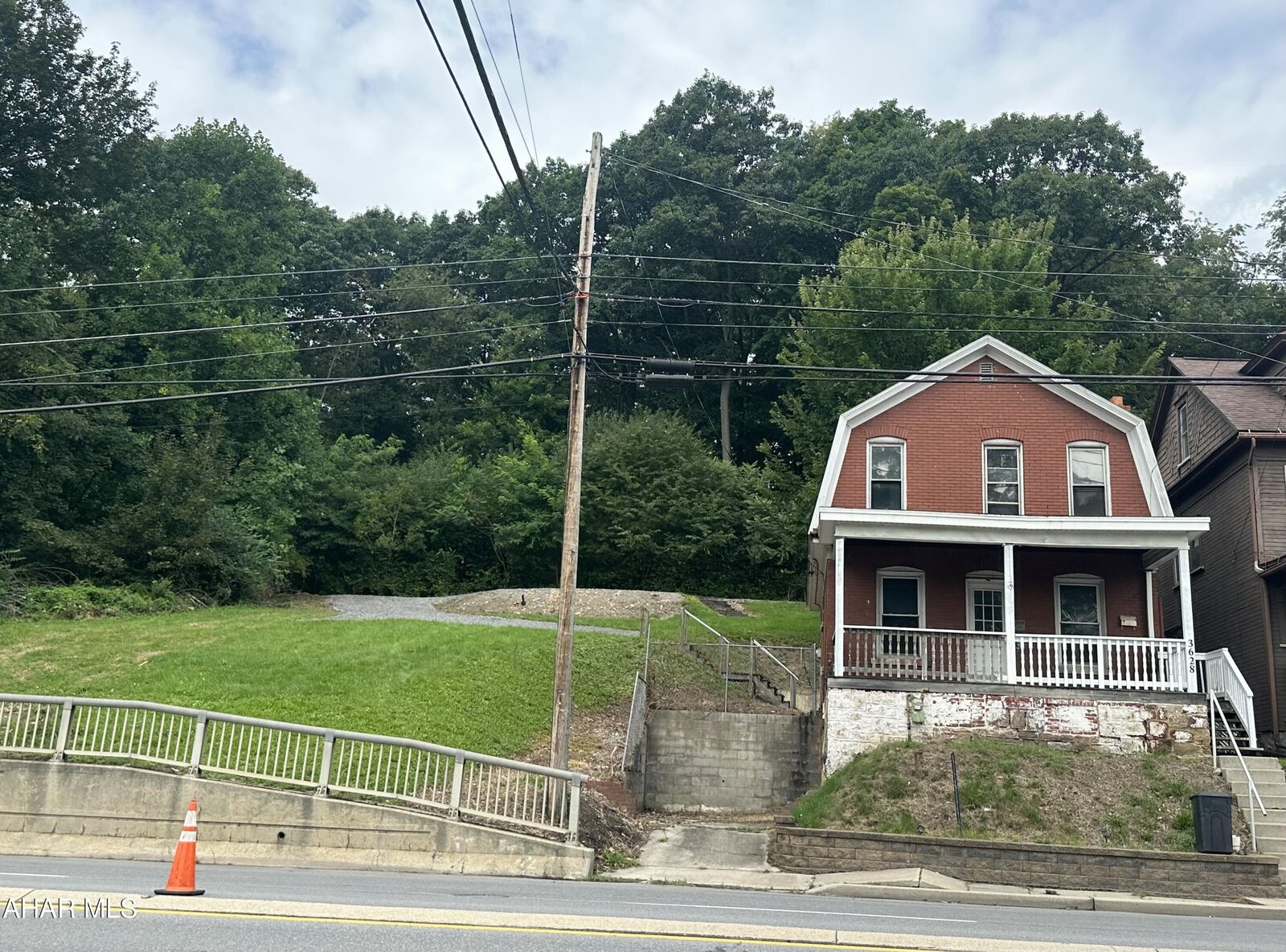 Property Photo: 3628-34 6th Avenue PA 16602
