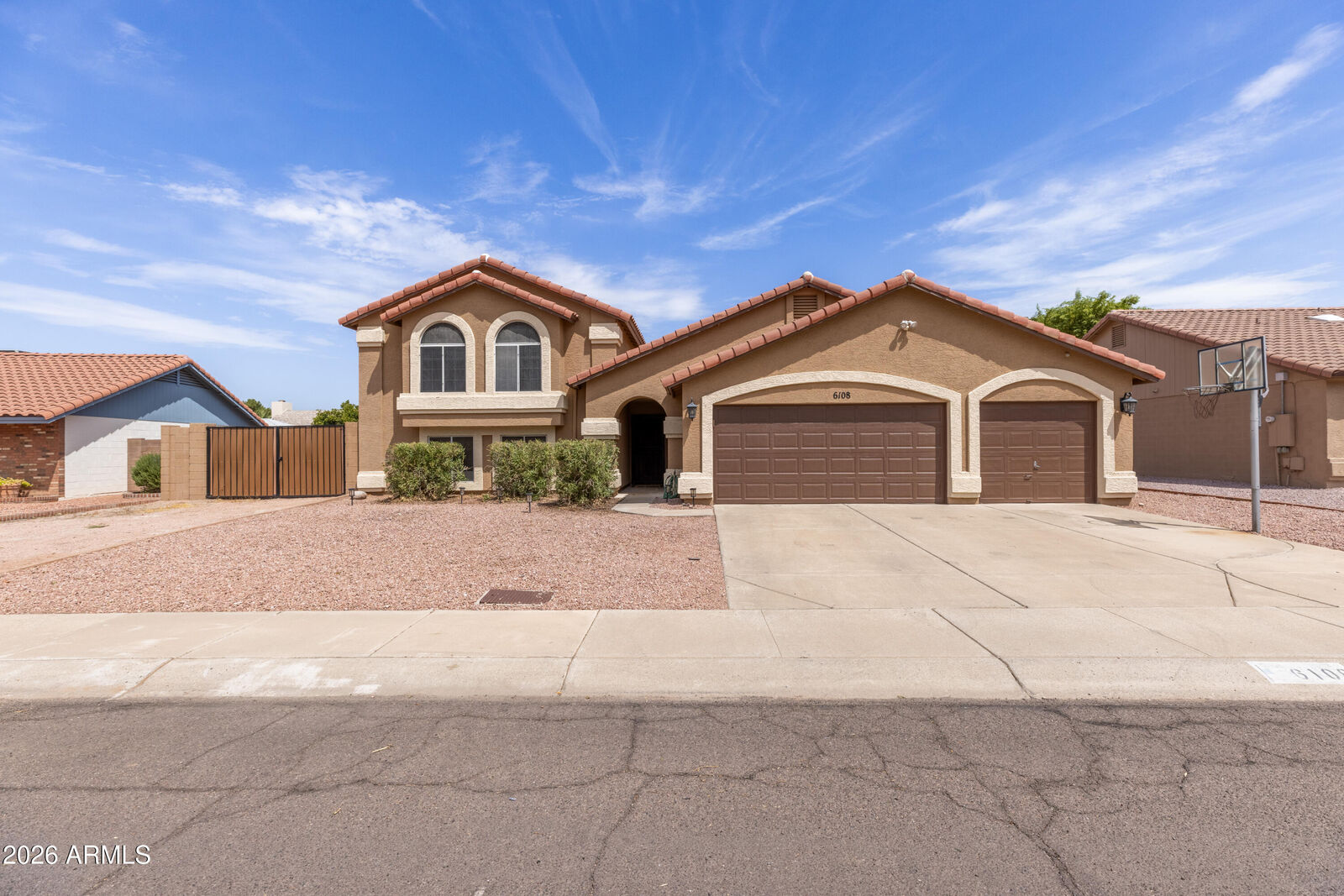 Property Photo: 6108 W Shangri La Road W AZ 85304