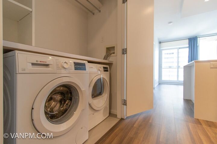 Property Photo:  4650 Brentwood Boulevard 3506  BC V5C 0M3 