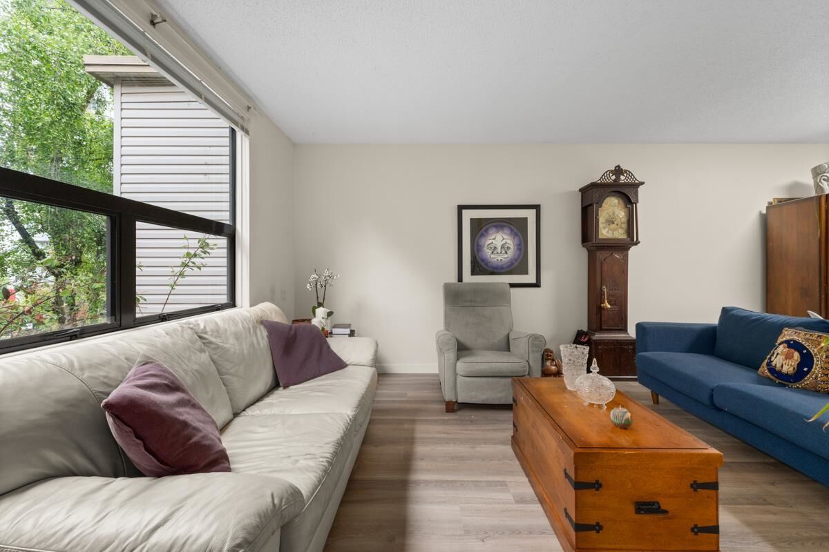 Property Photo: 1080 Broughton Street 202 BC V6G 2A8