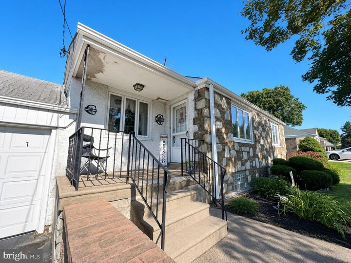 Property Photo:  1111 Welsh Road  PA 19115 