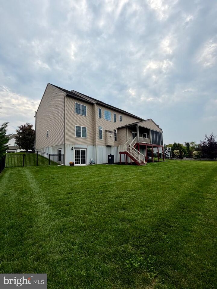 Property Photo:  104 Scenic Ridge Drive  PA 17036 