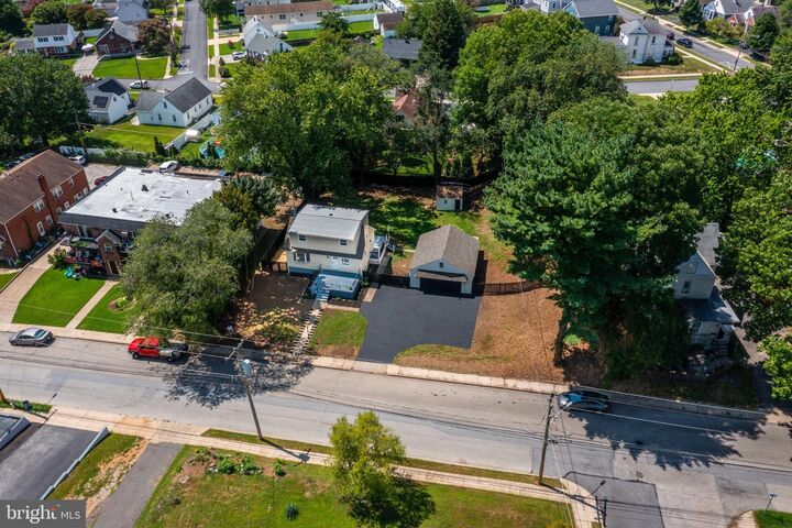 Property Photo:  310 South Avenue  PA 19074 