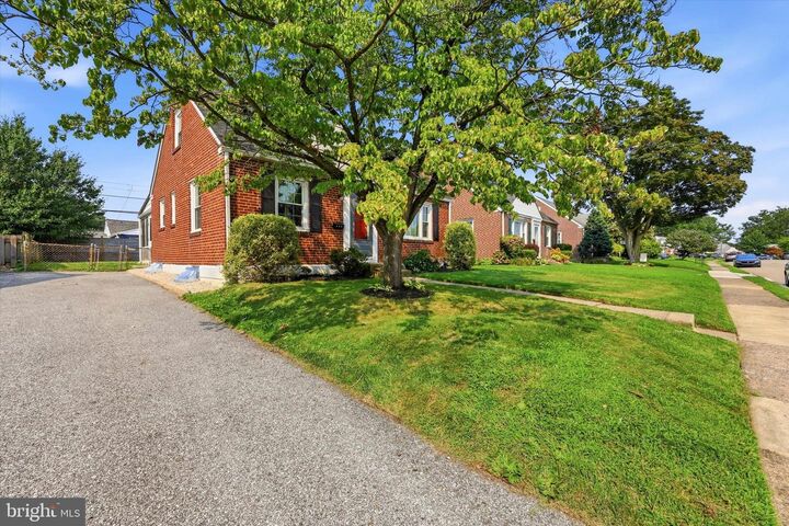 Property Photo: 408 Lindsay Street PA 19078