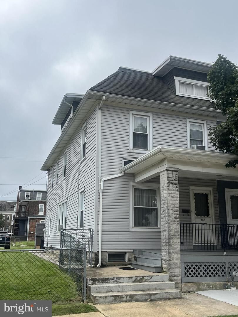 Property Photo:  632 York Street  PA 17403 