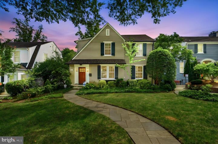 Property Photo:  4414 Lowell Street NW  DC 20016 