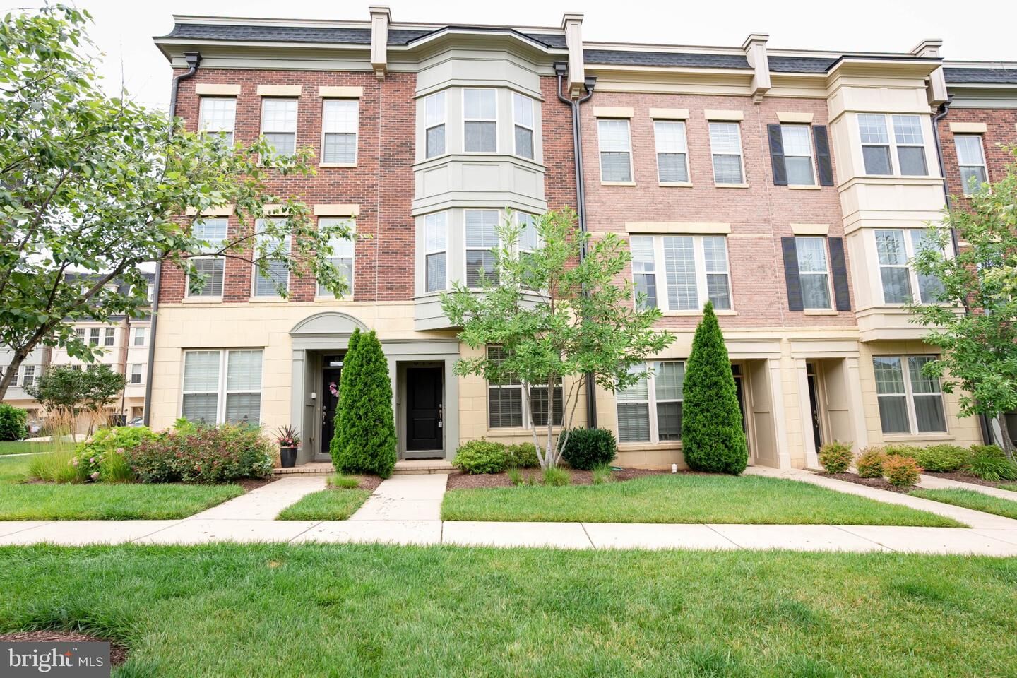 Property Photo: 815 Fair Winds Way 291 MD 20745