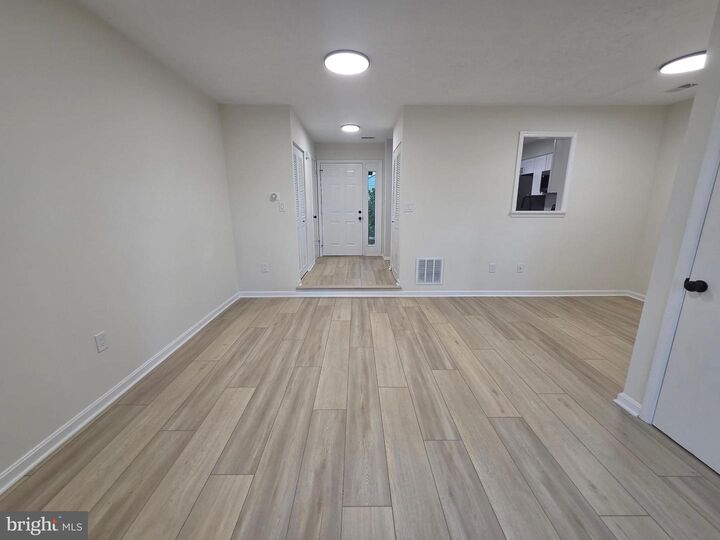 Property Photo: 2917 McGee Way MD 20832