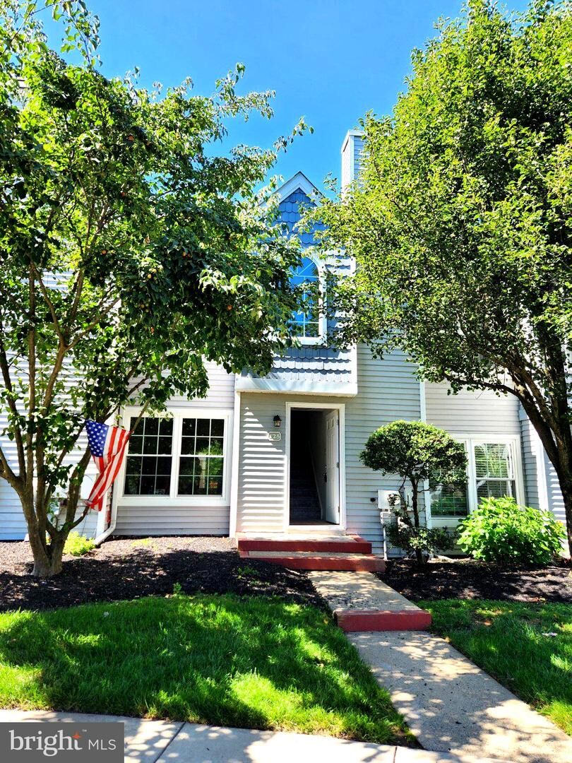 Property Photo: 125 Macintosh Court PA 19044