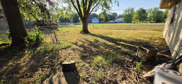 Property Photo:  8101 N Chesley Dr  MO 65202 