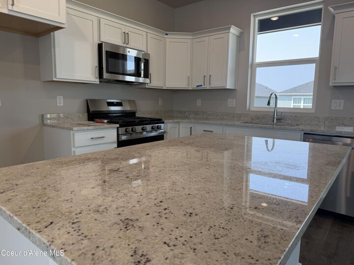 Property Photo:  4497 E Rare Fox Ave  ID 83854 