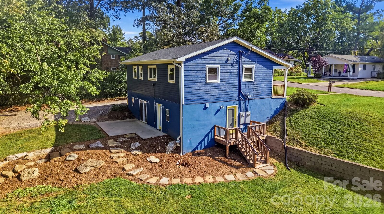 Property Photo:  77 Trotter Place  NC 28806 
