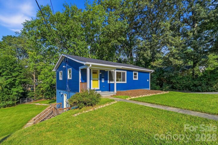 Property Photo:  77 Trotter Place  NC 28806 