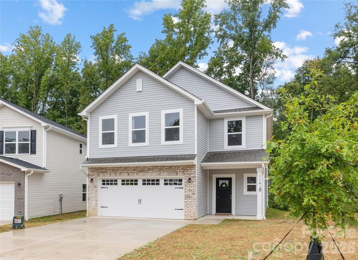 Property Photo: 5037 San Francisco Circle NC 28216