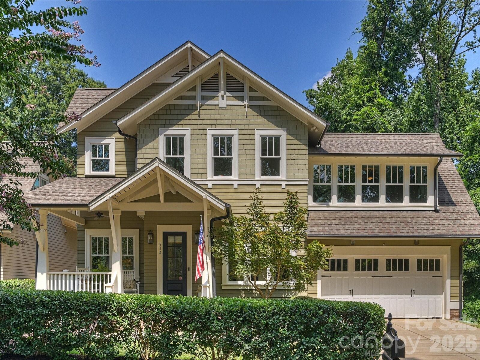 Property Photo:  516 Hillside Avenue  NC 28209 