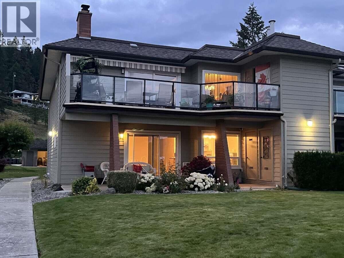 Property Photo: 4340 Beach Avenue 106 BC V0H 1X6