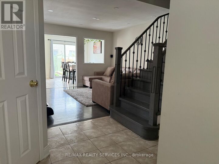 Property Photo:  26 Penguin Lane  ON L6R 2C1 