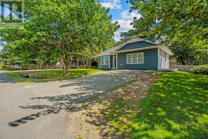 Property Photo:  22 Greenhill Crescent  NL A0E 1E0 