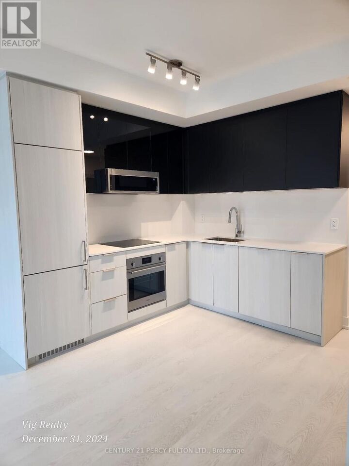 Property Photo: 308 Jarvis Street East 1407 ON M5A 2P2