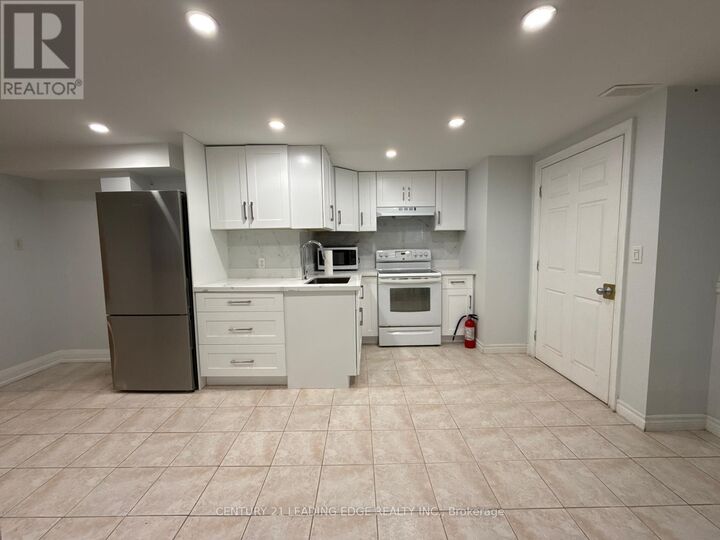 Property Photo: 753 Glenforest Street Lower ON L1J 5E9