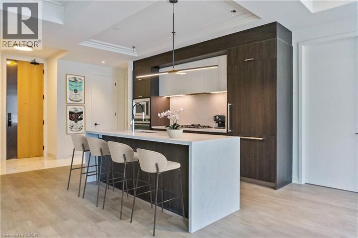 Property Photo:  123 Maurice Drive 216  ON L6K 2W6 