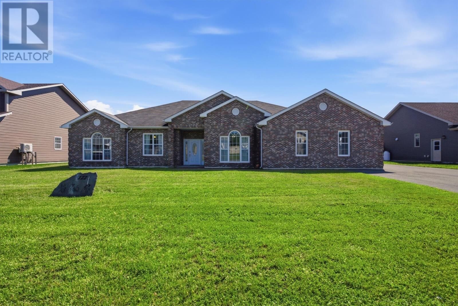 Property Photo:  122 Harmsworth Drive  NL A2A 2Y8 