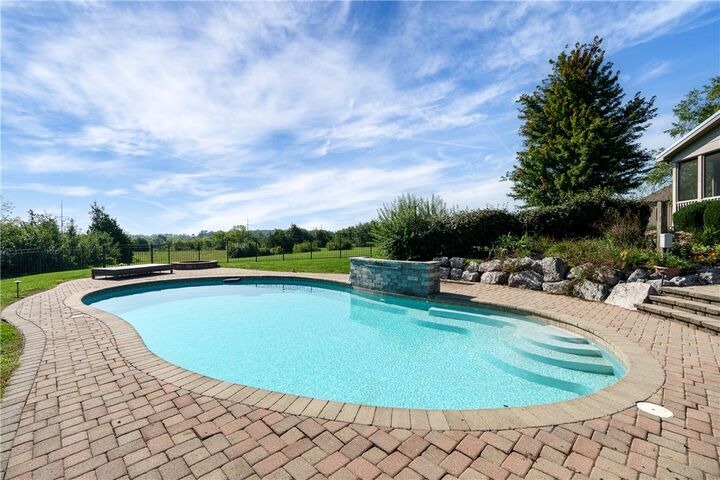 Property Photo: 7828 Country View Lane OH 45309