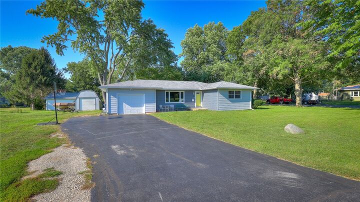 Property Photo:  40 Berry Drive  IL 62526 