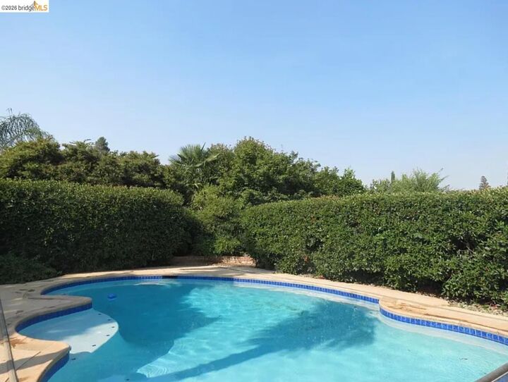 Property Photo:  8721 Valley Oak Ln  CA 95624 