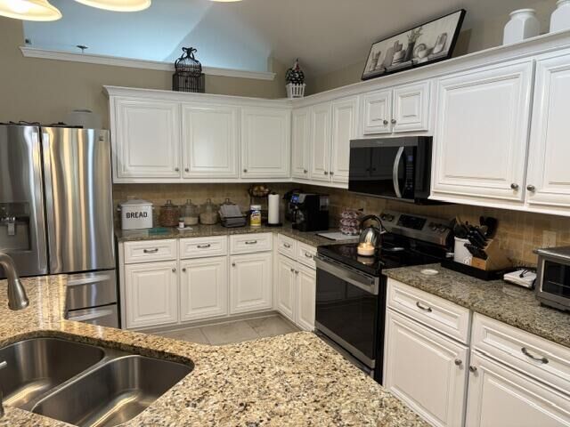 Property Photo:  4180 White Tail Circle  FL 32578 