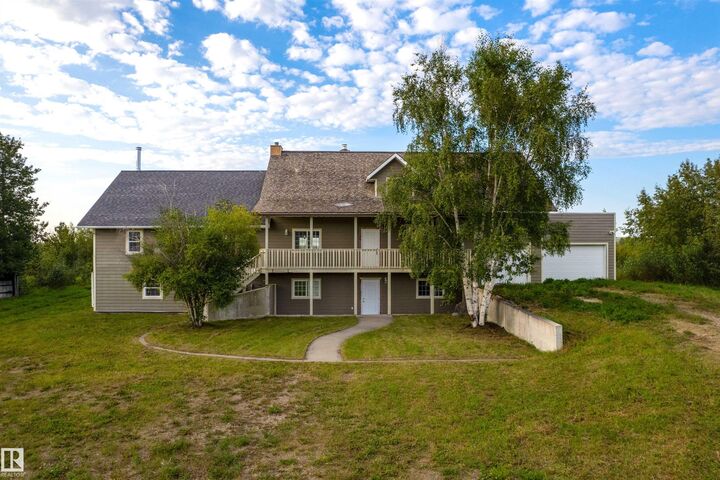 Property Photo:  45116 Township  593A Road  AB T9N 2J6 