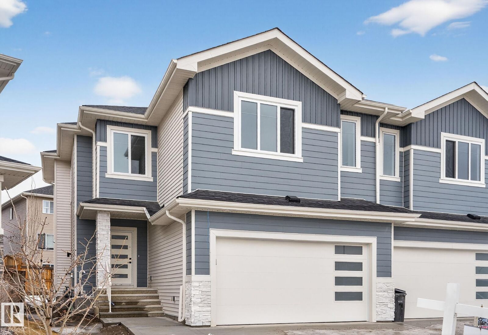 Property Photo:  20 Hazelwood Lane  AB T7X 0R7 