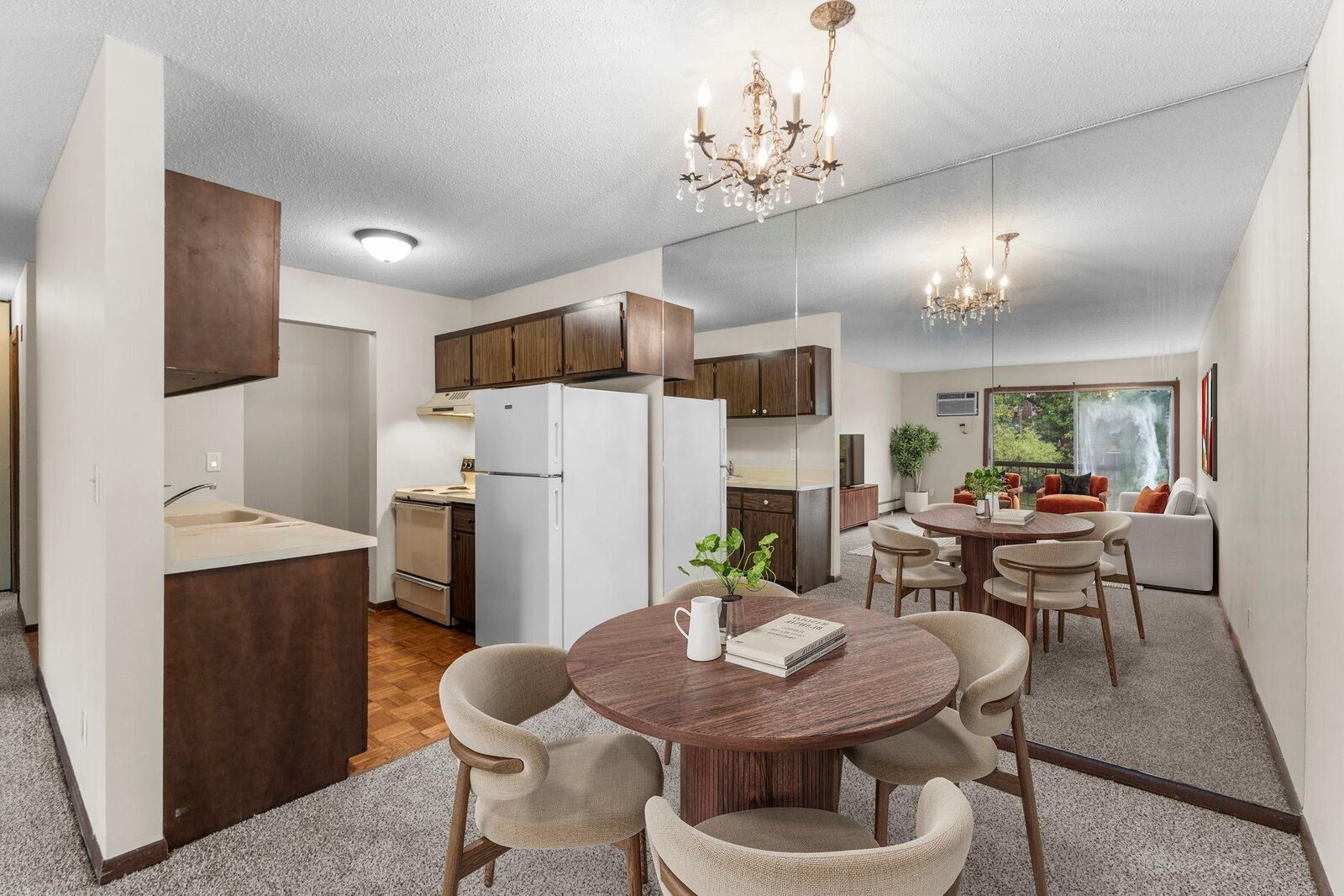 Property Photo:  2801 Flag Avenue N  MN 55427 
