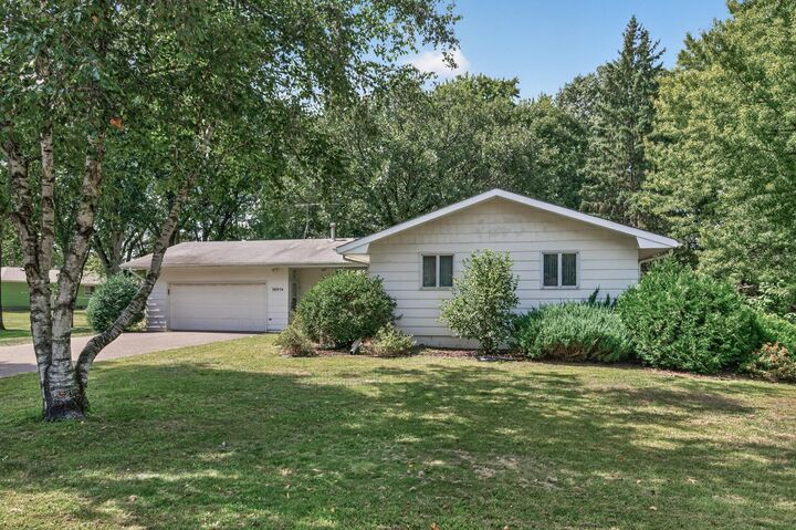 Property Photo:  38954 10th Avenue  MN 55056 