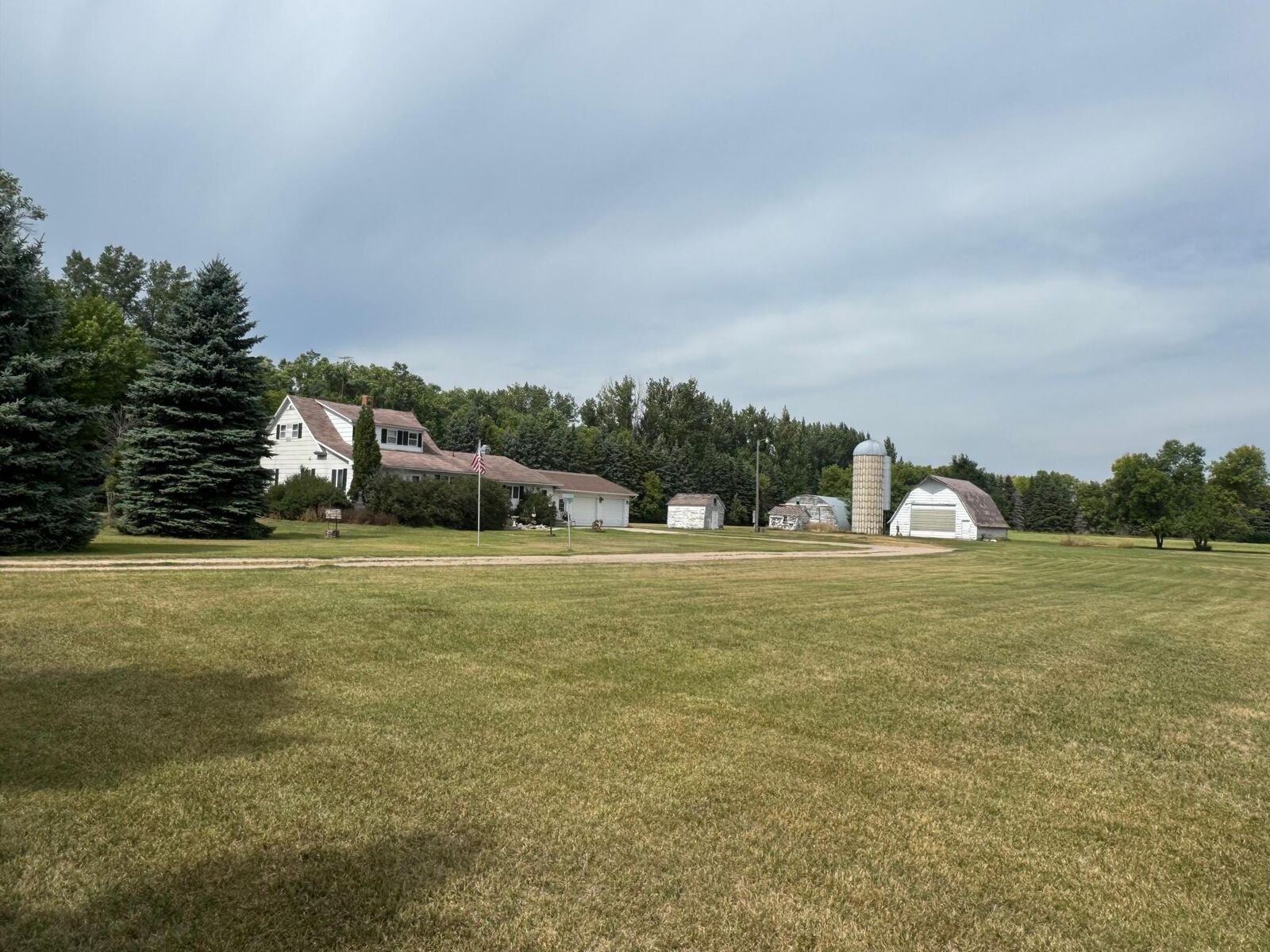 Property Photo:  17147 NE 10th Street NE  ND 58218 