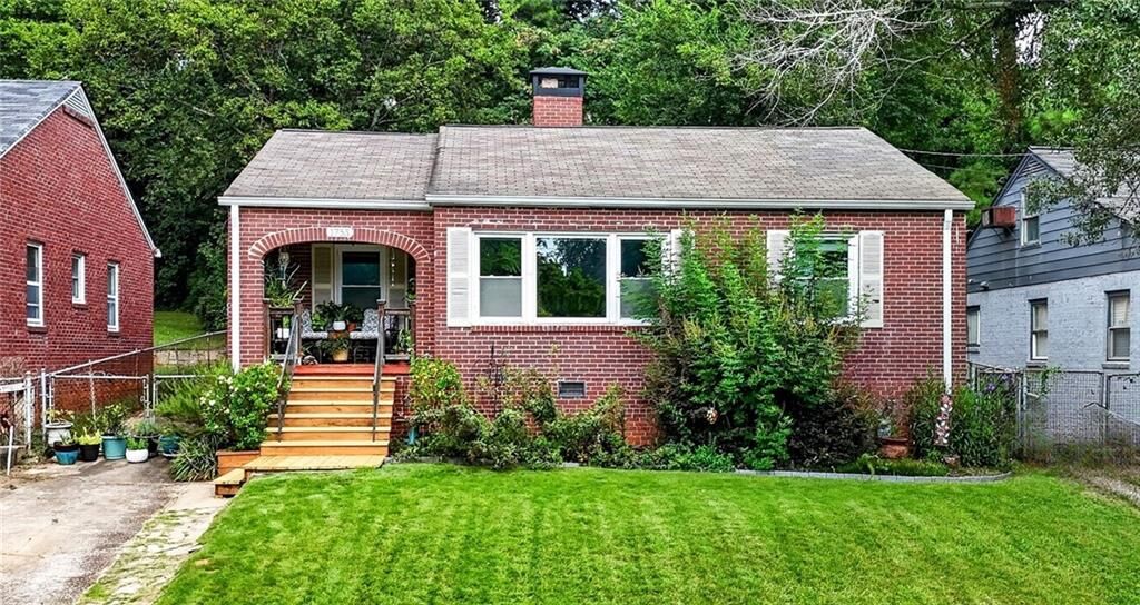 Property Photo: 1755 Cascade Terrace SW GA 30311