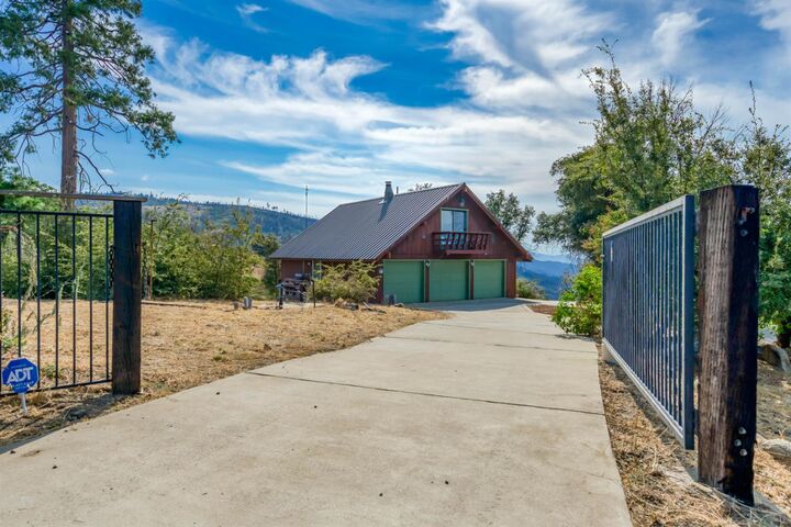 Property Photo: 45250 Auberry Road CA 93602